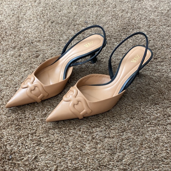 Zara | Two-Tone Sling Back Kitten Heels - Picture 2 of 9